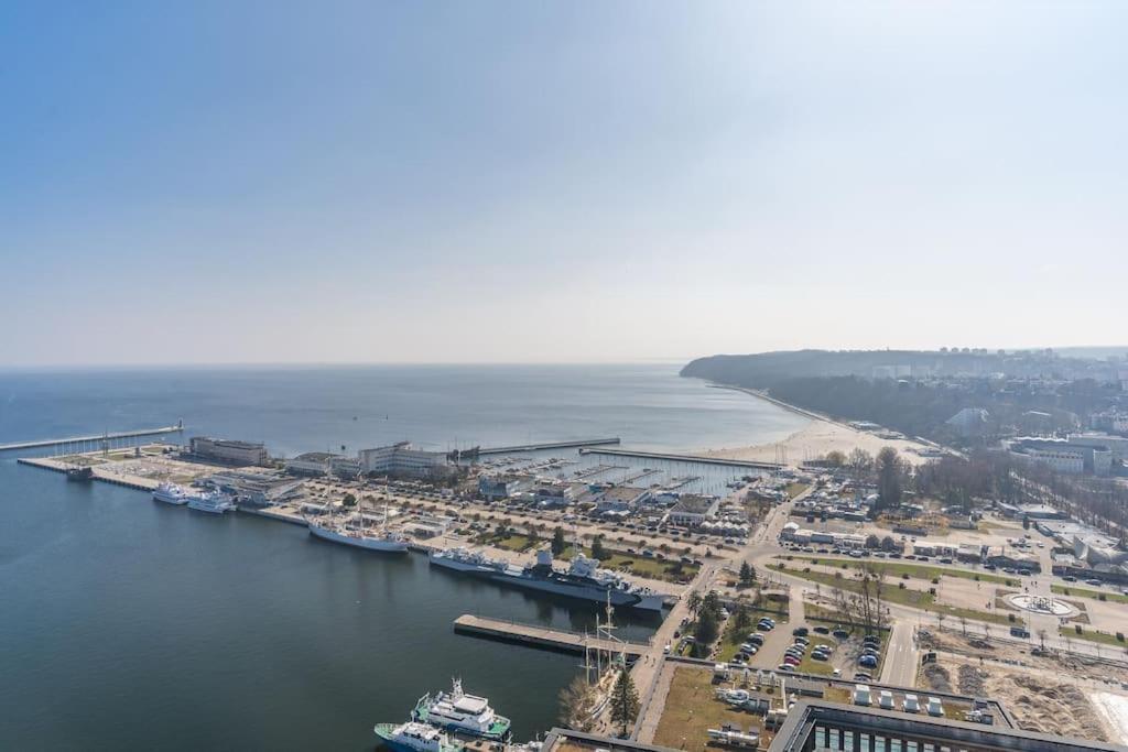 Golden Apartments An Hryniewickiego 6A Gdynia Luaran gambar