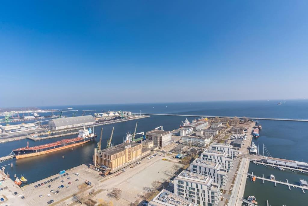 Golden Apartments An Hryniewickiego 6A Gdynia Luaran gambar