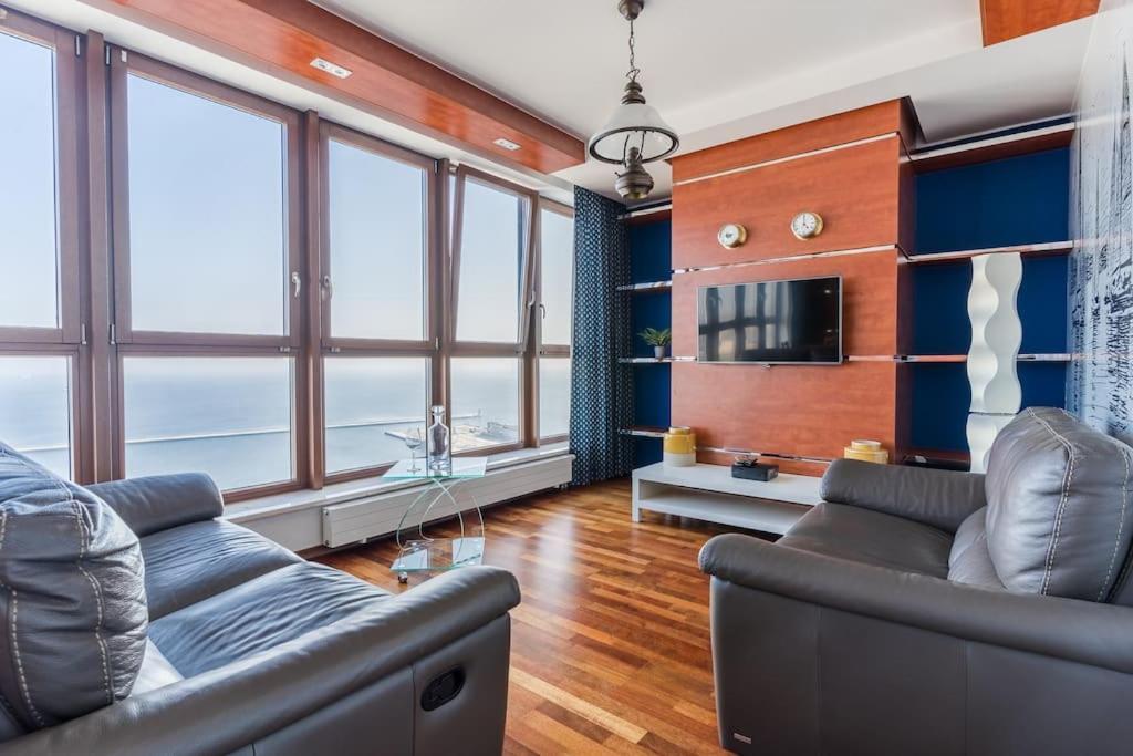 Golden Apartments An Hryniewickiego 6A Gdynia Luaran gambar