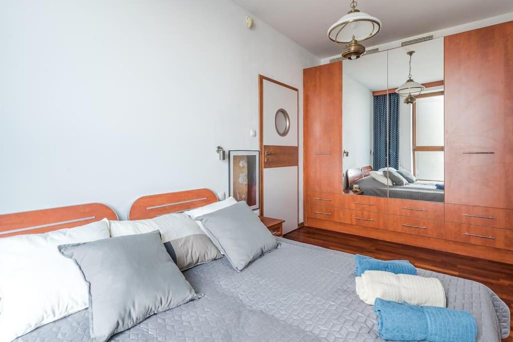 Golden Apartments An Hryniewickiego 6A Gdynia Luaran gambar